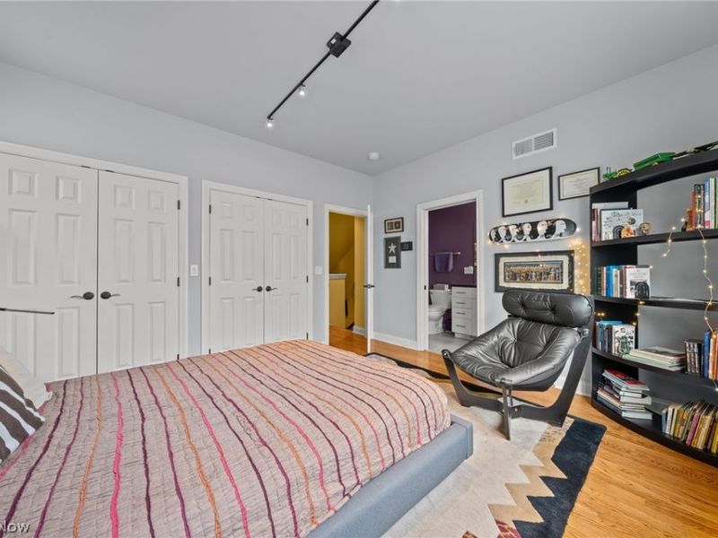 1589 E 118th Street , Cleveland, OH 44106 Photo 21