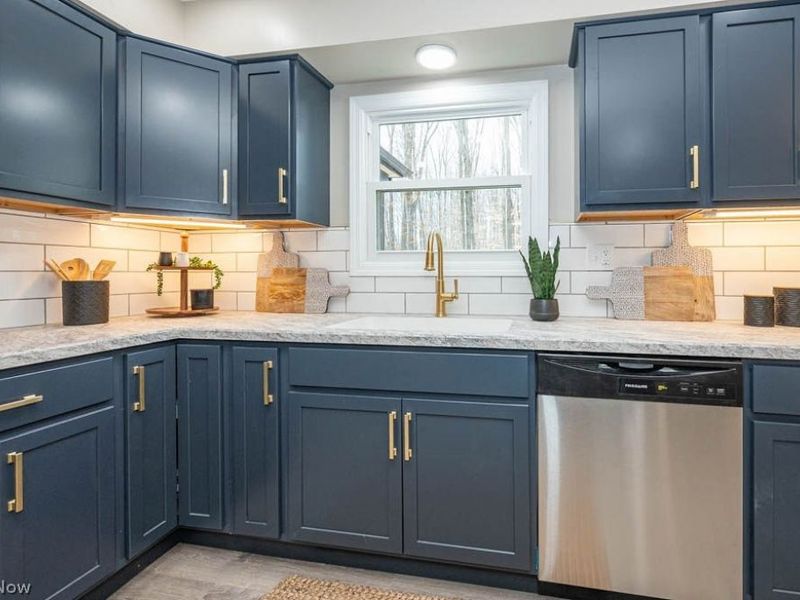 342 Plymouth , Salem, OH 44460 Photo 3