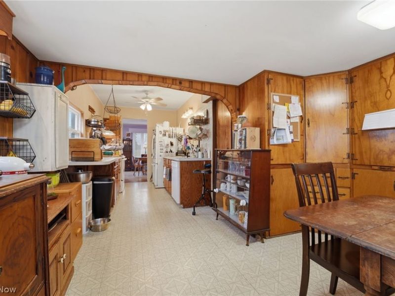 16095 E High Street , Middlefield, OH 44062 Photo 12