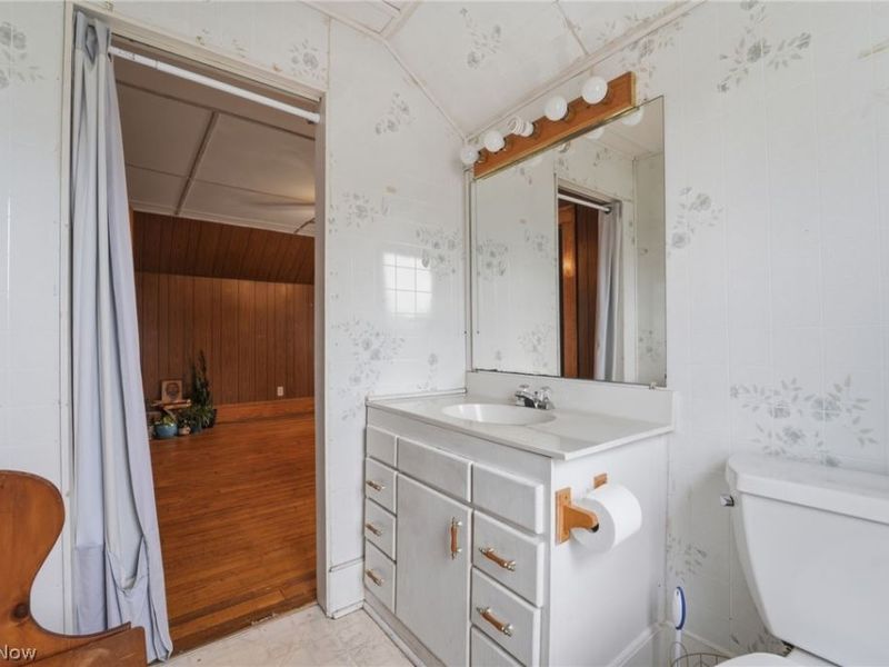 16095 E High Street , Middlefield, OH 44062 Photo 20