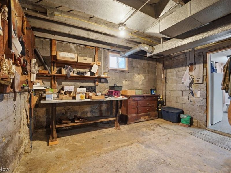 16095 E High Street , Middlefield, OH 44062 Photo 26