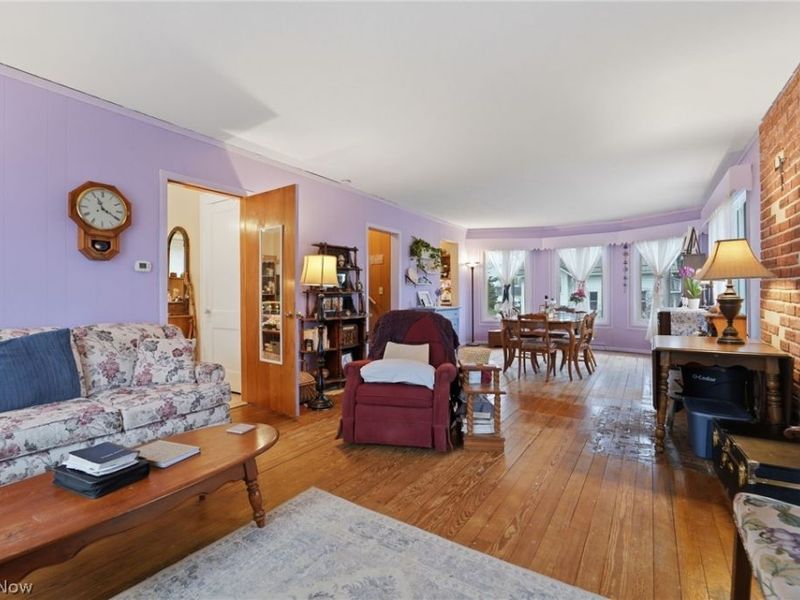 16095 E High Street , Middlefield, OH 44062 Photo 5