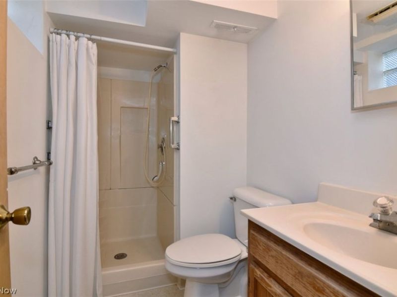 115 E 211th Street, Euclid, OH 44123 Photo 29