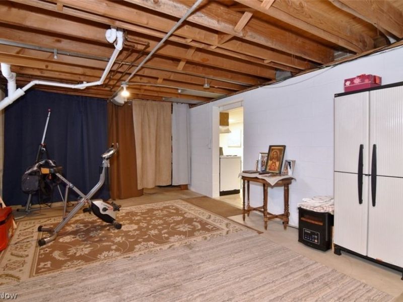 115 E 211th Street, Euclid, OH 44123 Photo 31