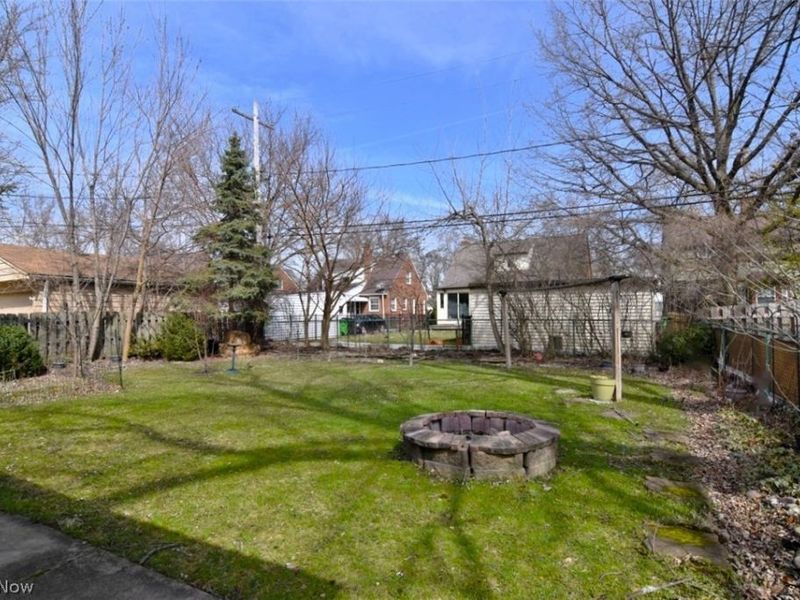 115 E 211th Street, Euclid, OH 44123 Photo 34