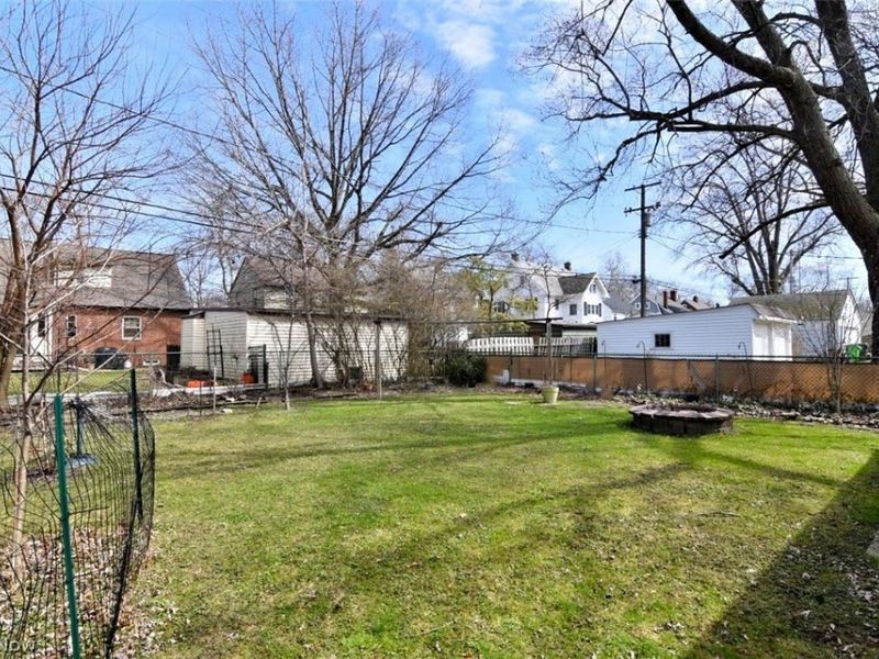 115 E 211th Street, Euclid, OH 44123 Photo 35