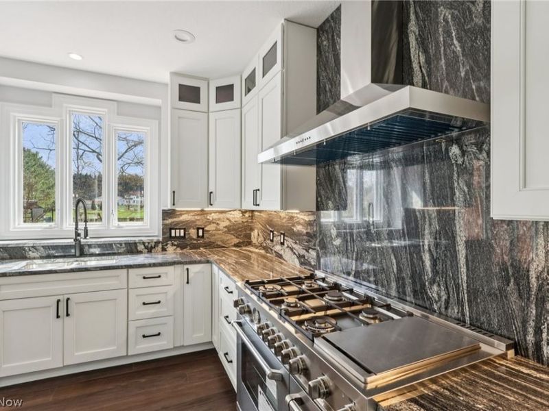 2344 Country Brook Drive, Hinckley, OH 44233 Photo 18