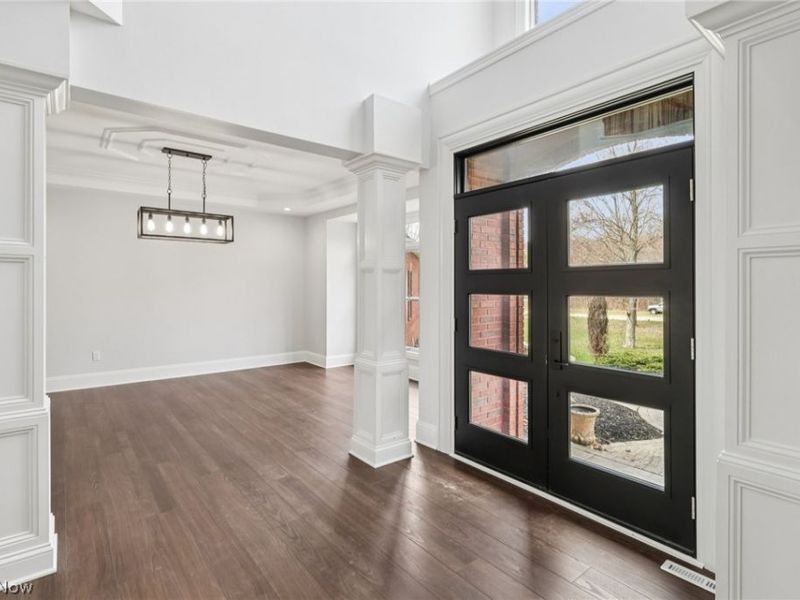 2344 Country Brook Drive, Hinckley, OH 44233 Photo 6