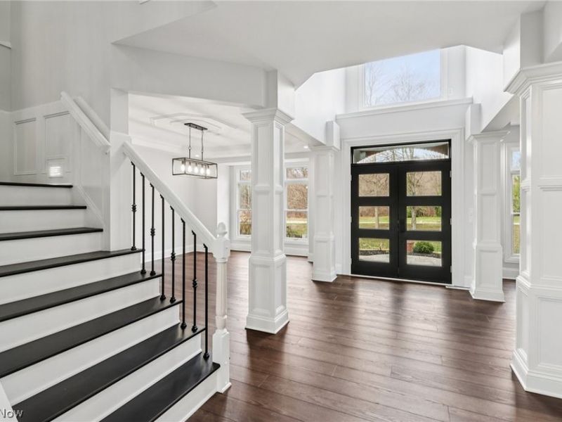 2344 Country Brook Drive, Hinckley, OH 44233 Photo 7