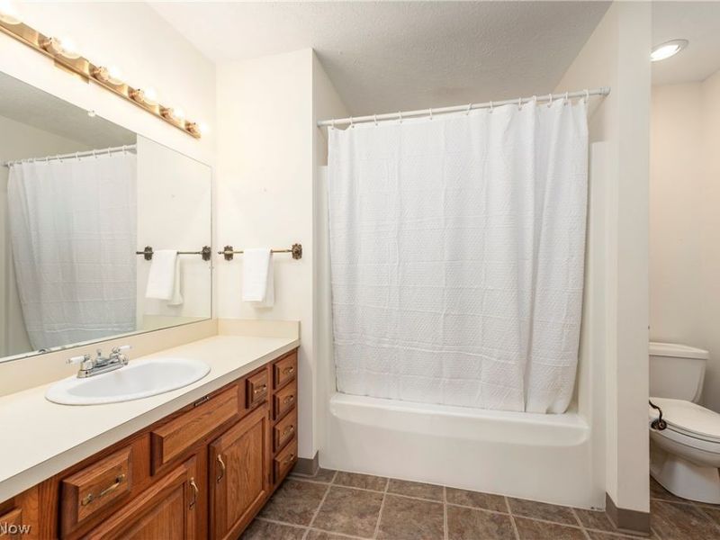 21800 Addington Boulevard, Rocky River, OH 44126 Photo 36