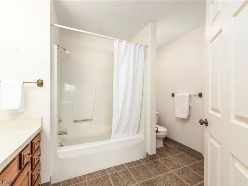 21800 Addington Boulevard, Rocky River, OH 44126 Photo 37