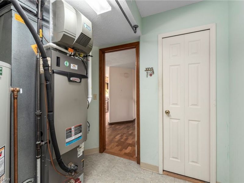 21800 Addington Boulevard, Rocky River, OH 44126 Photo 45