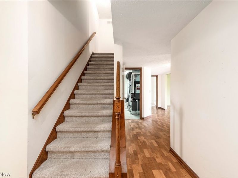 21800 Addington Boulevard, Rocky River, OH 44126 Photo 8