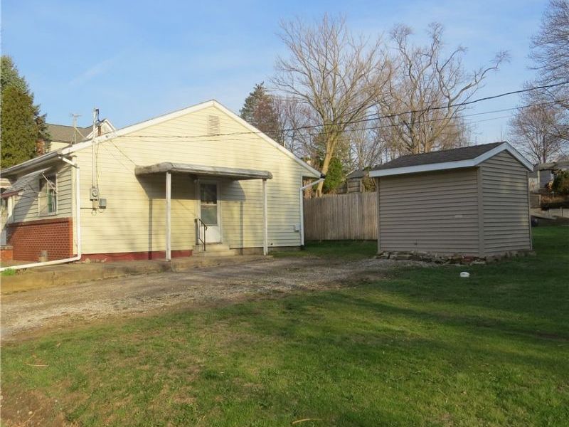 1071 Tenney Avenue, Amherst, OH 44001 Photo 4