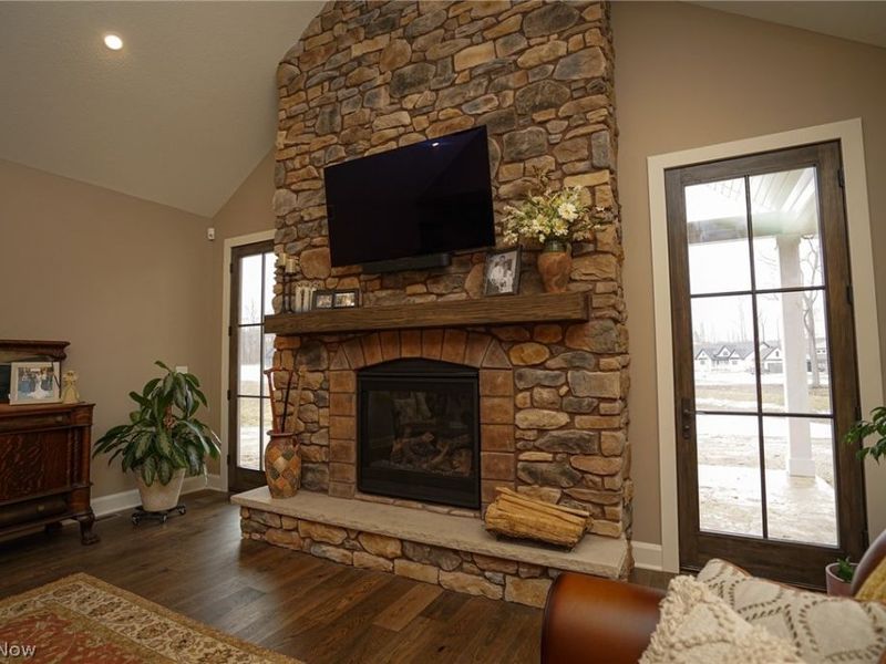 1675 Woodland Circle , Poland, OH 44514 Photo 10