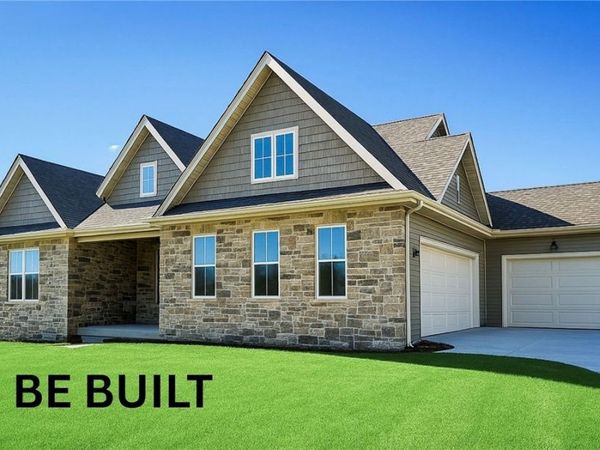 1695 Woodland Circle , Poland, OH 44514