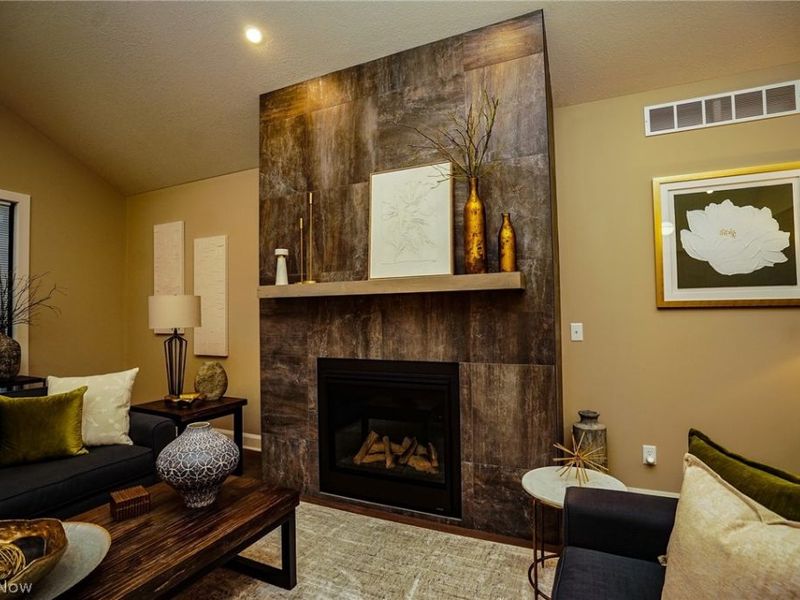 1695 Woodland Circle , Poland, OH 44514 Photo 12