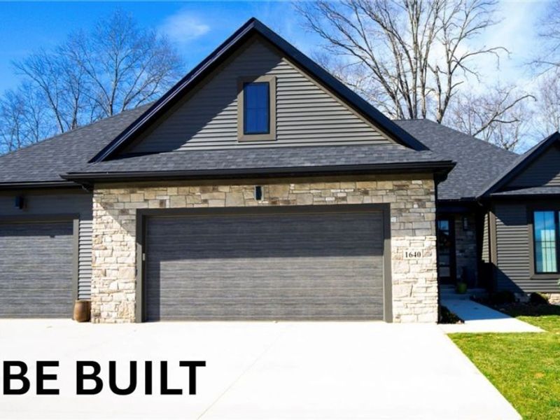 1695 Woodland Circle , Poland, OH 44514 Photo 4