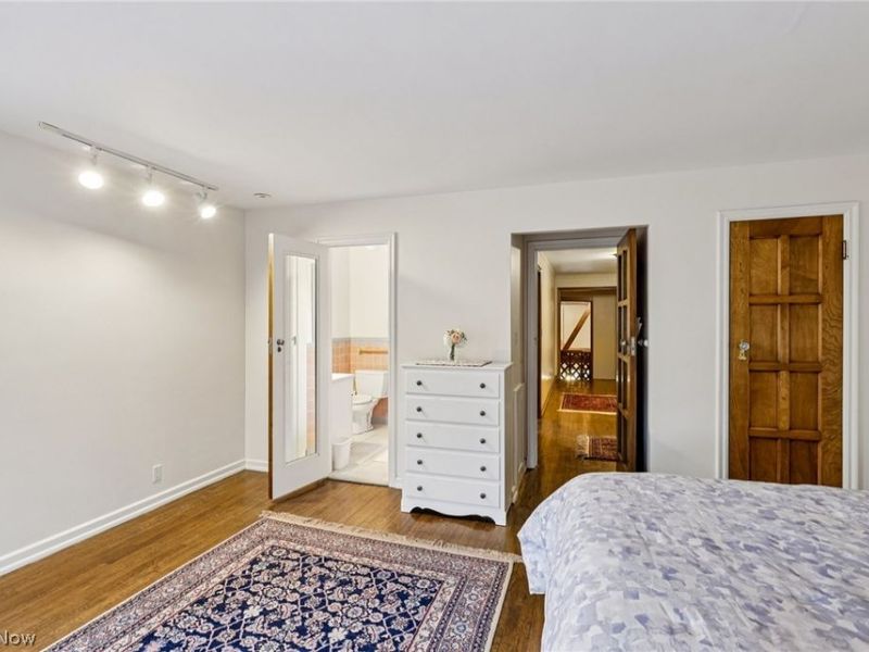 14400 Shaker Boulevard , Shaker Heights, OH 44120 Photo 38