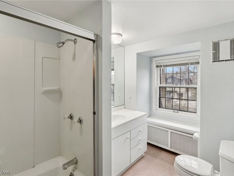 14400 Shaker Boulevard , Shaker Heights, OH 44120 Photo 41