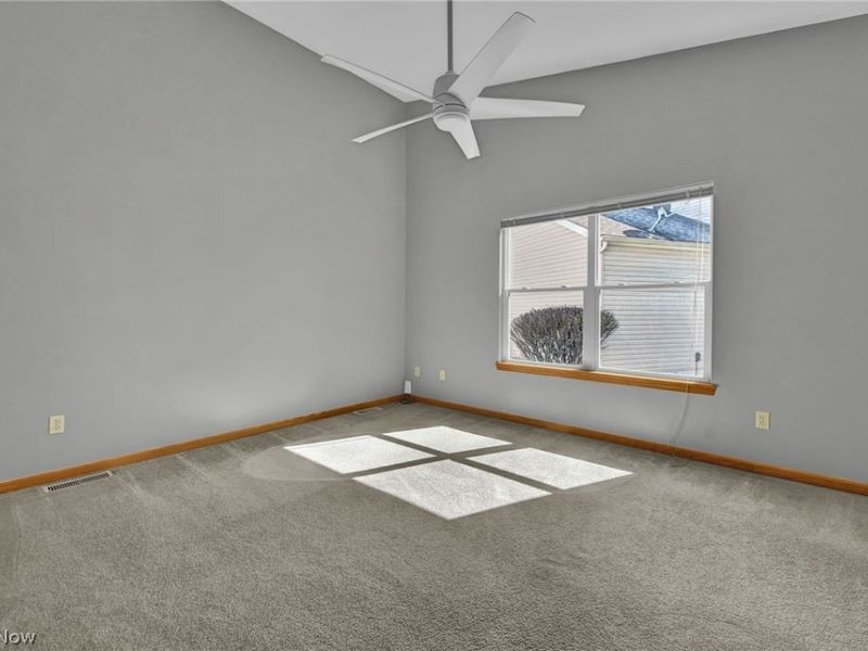 1015 Lakeshore Walk, Medina, OH 44256 Photo 16