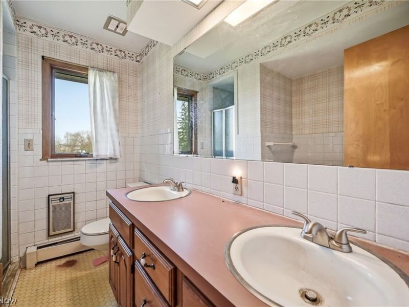 5325 Hoagland Blackstub Road , Cortland, OH 44410 Photo 17