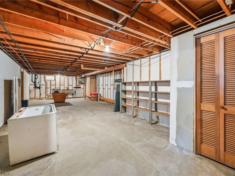 5325 Hoagland Blackstub Road , Cortland, OH 44410 Photo 19