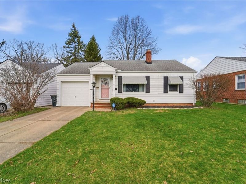 1629 Curry Road, Lyndhurst, OH 44124 Photo 1