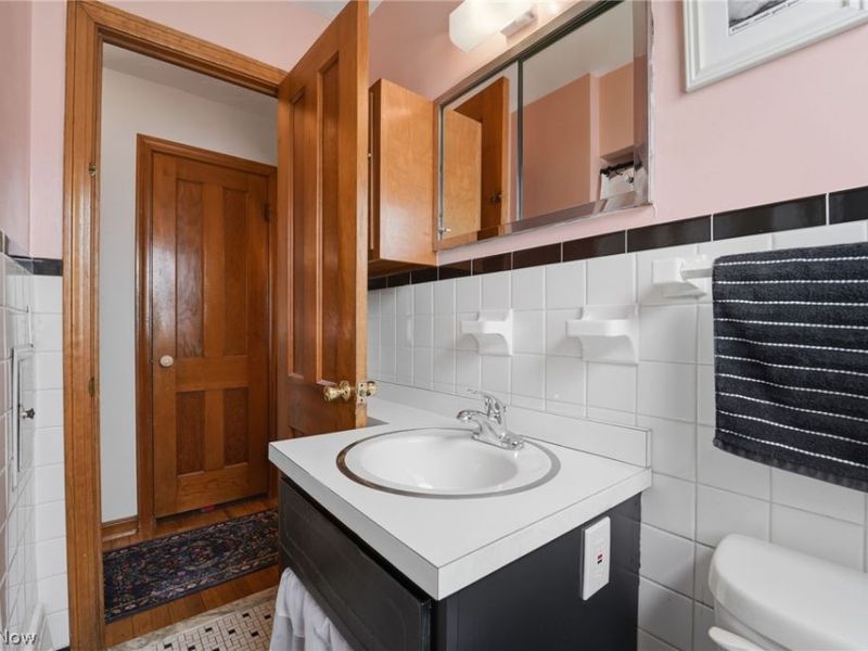 1629 Curry Road, Lyndhurst, OH 44124 Photo 15