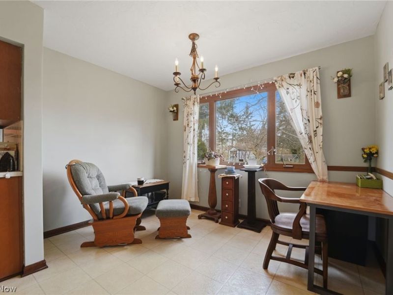 1629 Curry Road, Lyndhurst, OH 44124 Photo 9