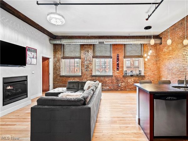 1260 W 4th Street , Unit 302, Cleveland, OH 44113