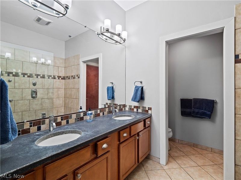 1260 W 4th Street, Unit 302, Cleveland, OH 44113 Photo 25