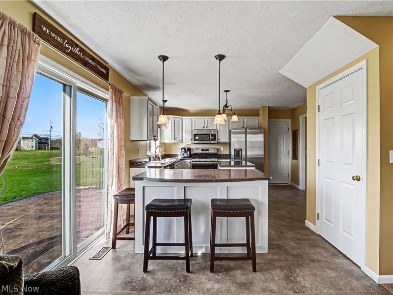 37831 Stoney Lake Drive, North Ridgeville, OH 44039 Photo 6