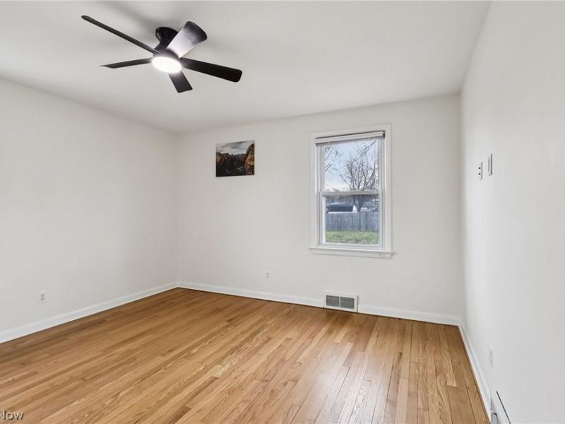 403 N Lake Street, Amherst, OH 44001 Photo 13