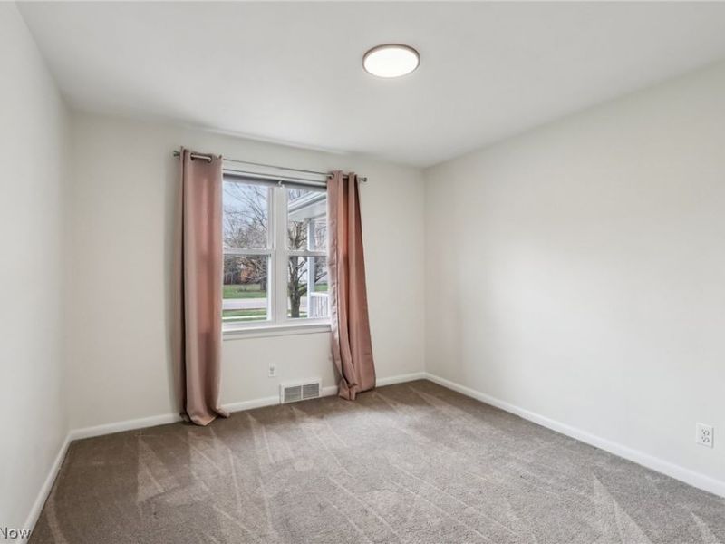 403 N Lake Street, Amherst, OH 44001 Photo 16