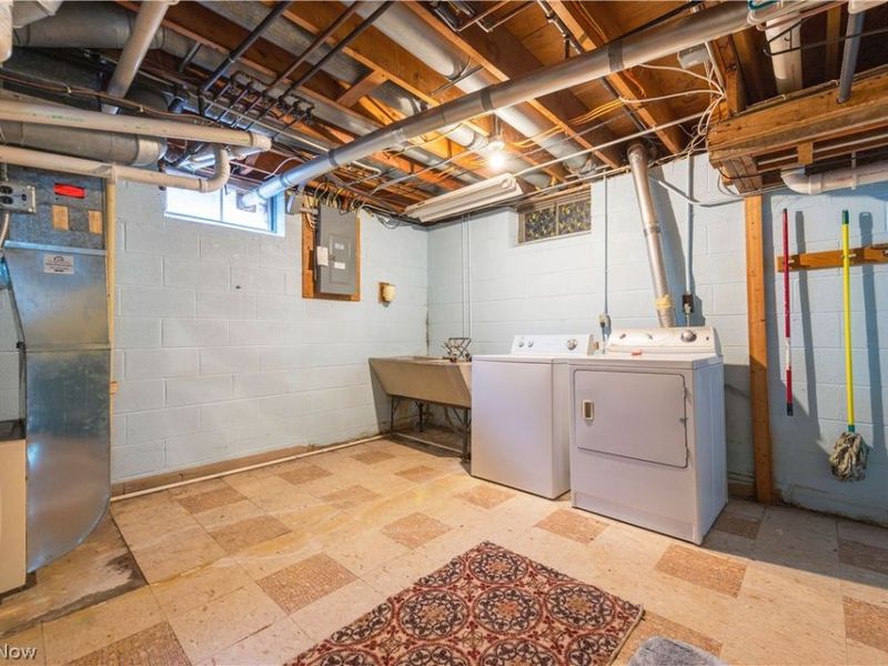 24827 Lake Road, Bay Village, OH 44140 Photo 36