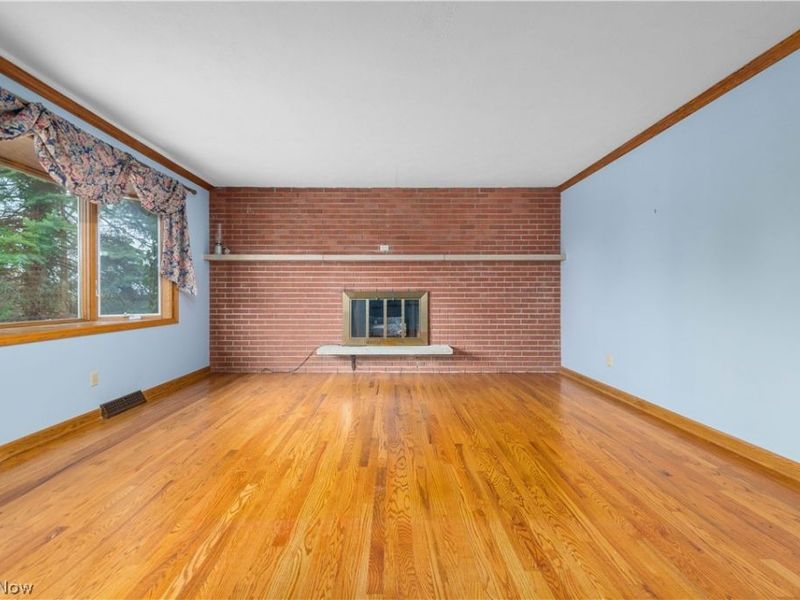 24827 Lake Road, Bay Village, OH 44140 Photo 4