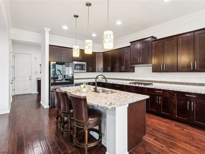 9313 W Hampton Drive, North Royalton, OH 44133 Photo 10