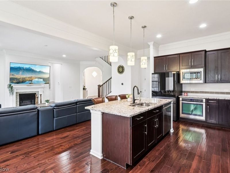 9313 W Hampton Drive, North Royalton, OH 44133 Photo 11