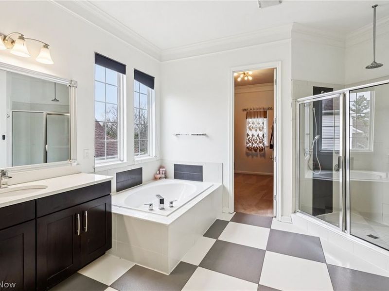 9313 W Hampton Drive, North Royalton, OH 44133 Photo 18