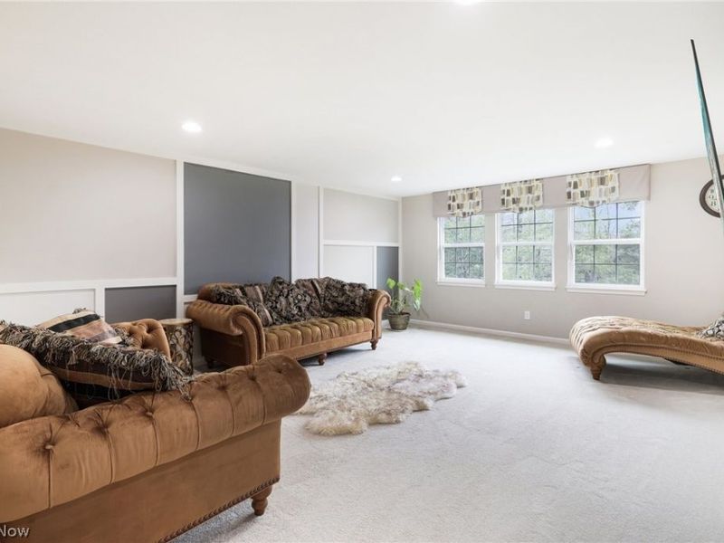 9313 W Hampton Drive, North Royalton, OH 44133 Photo 20