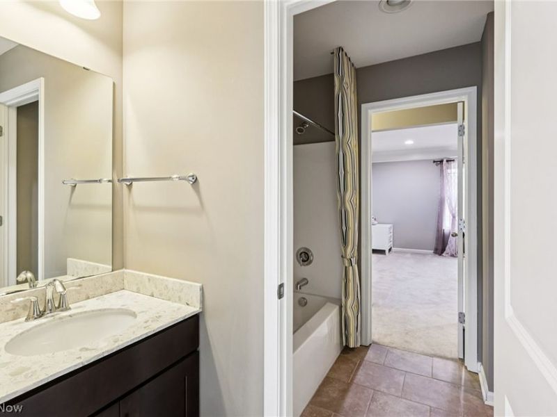 9313 W Hampton Drive, North Royalton, OH 44133 Photo 22