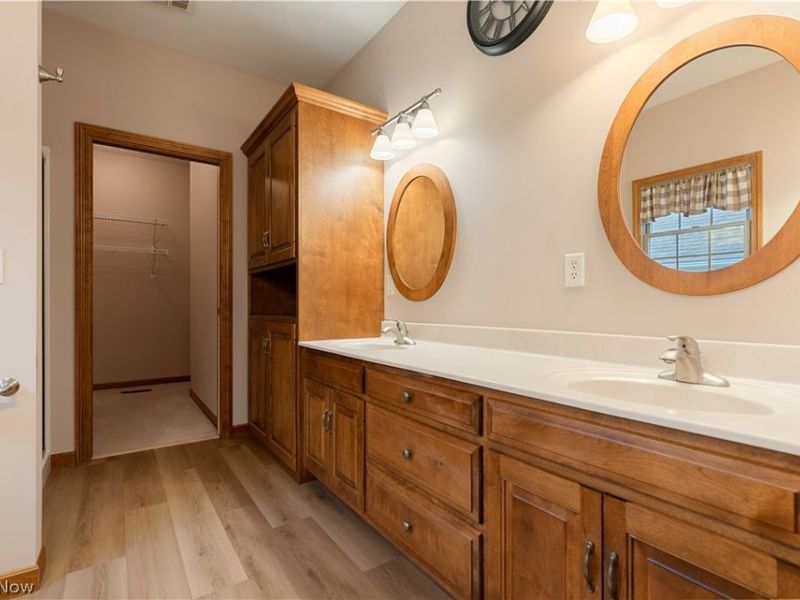 742 Homestead Pointe Drive , Orrville, OH 44667 Photo 18