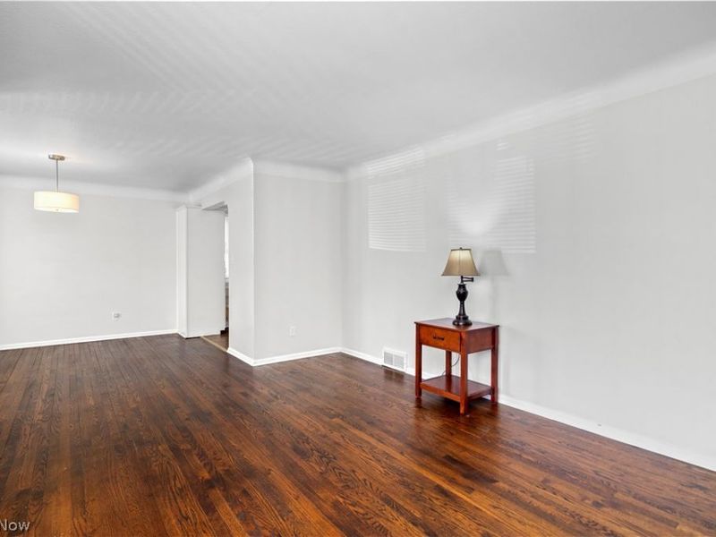 5656 Burns Road, North Olmsted, OH 44070 Photo 15