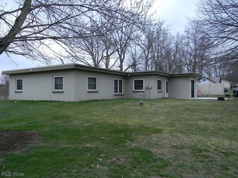 6787 Lakeview Drive , Kinsman, OH 44428 Photo 3
