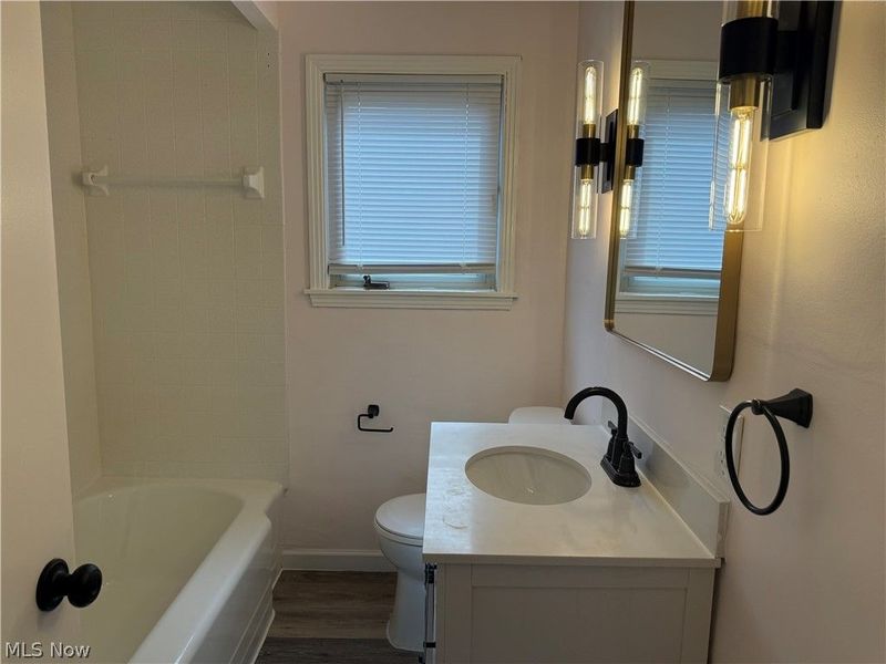 3296 W 231st Street, North Olmsted, OH 44070 Photo 11