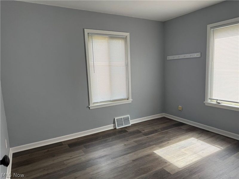 3296 W 231st Street, North Olmsted, OH 44070 Photo 5