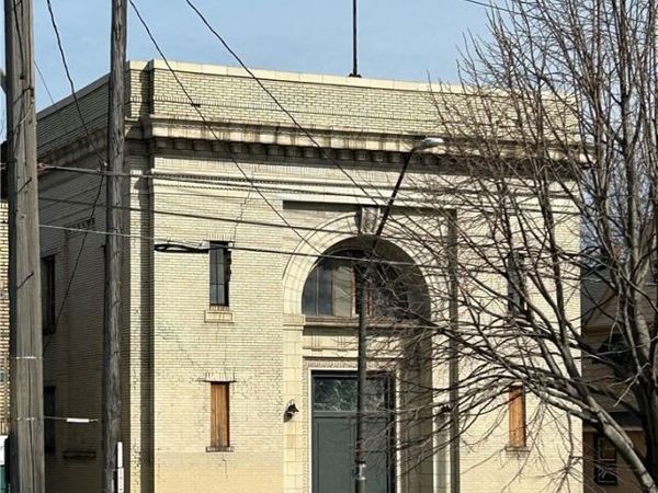 6330 Lorain Avenue , Cleveland, OH 44102