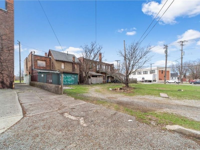6330 Lorain Avenue, Cleveland, OH 44102 Photo 34