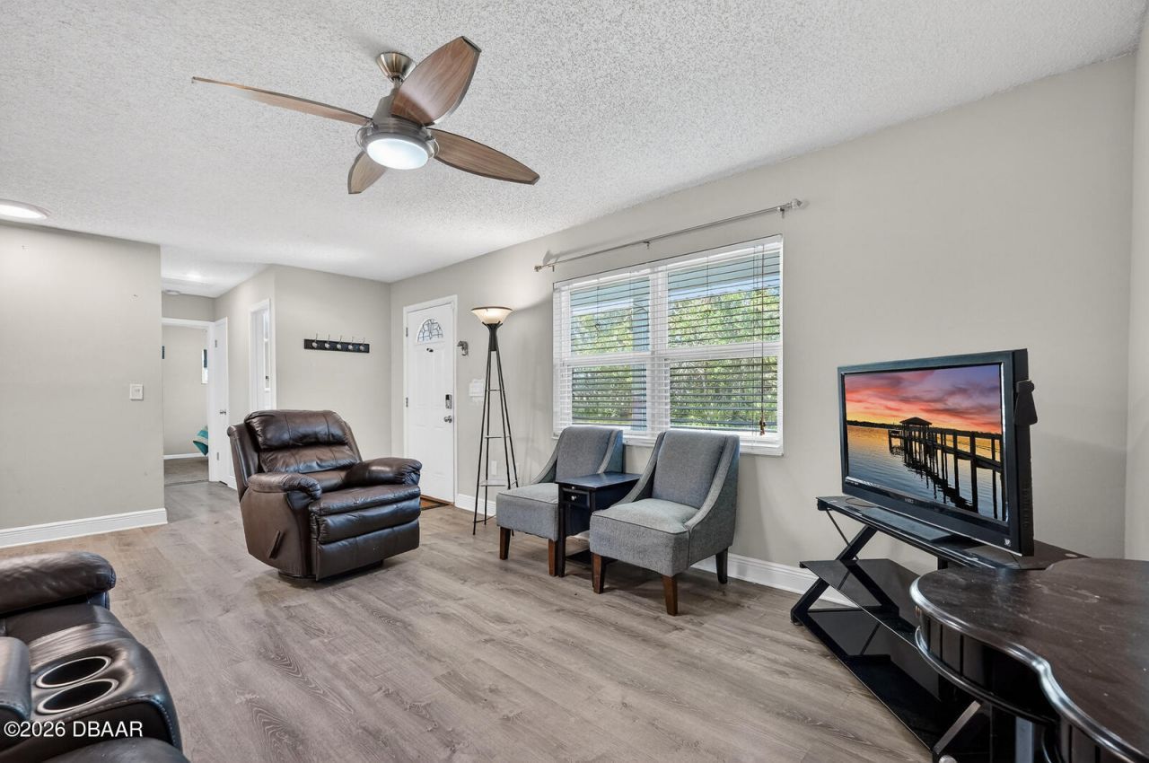 262 Clara Vista Street, Debary, FL 32713 Photo